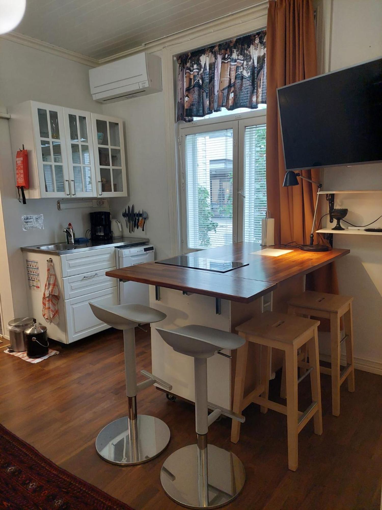 Remontoitu Asunto Vanhassa Talossa - Renovated Apartment At The Heart Of Турку Экстерьер фото
