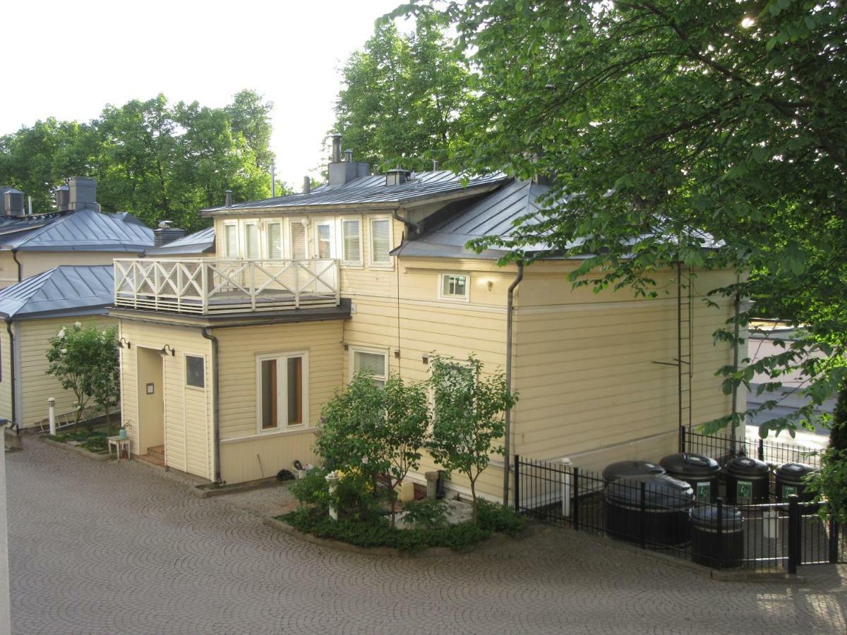 Remontoitu Asunto Vanhassa Talossa - Renovated Apartment At The Heart Of Турку Экстерьер фото